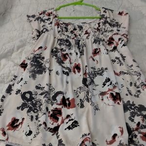 Grey brown and creame colored top